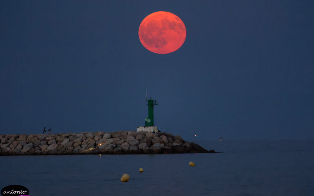 Luna de Agosto en Cambrils